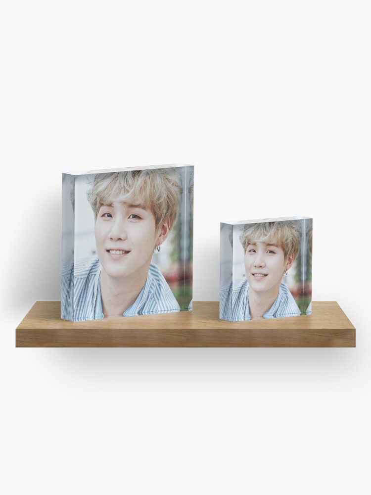 Alternative Ansicht von Suga BTS Acrylblock