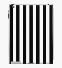 Black White Stripe Bedspread iPad Case/Skin