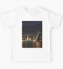 Abend Sankt-Petersburg Kinder T-Shirt