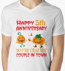 5th Wedding Anniversary T-Shirt For Couples On Halloween. Men's V-Neck T-Shirt
