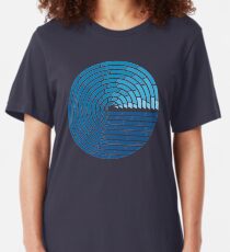 Allmächtiger Ozean Slim Fit T-Shirt