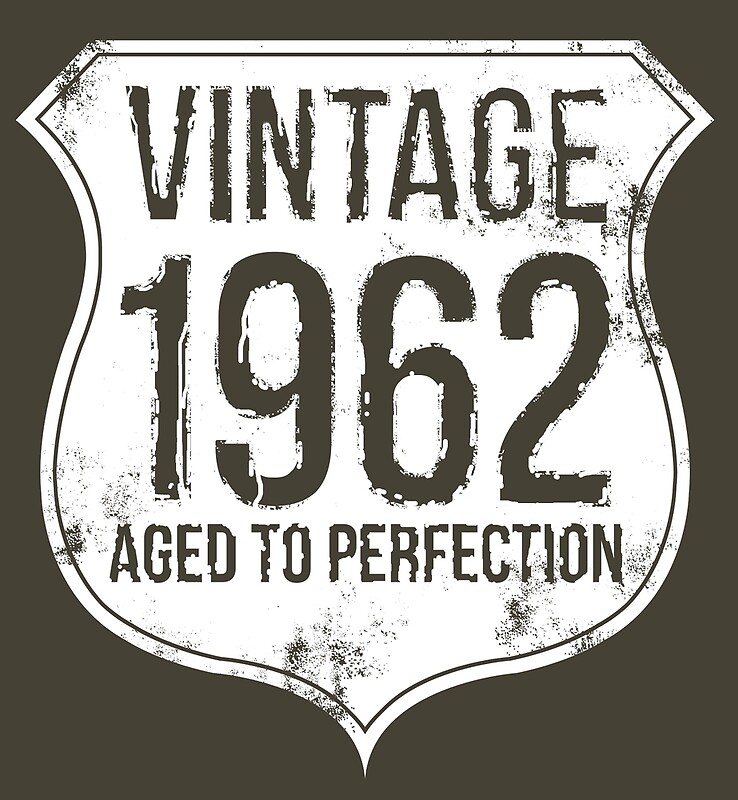 Perfect vintage. Vintage aged perfection. Aged to perfection перевод на русский. Этикетка Vintage 1971 aged to perfection. Vintage 1979 perfection.