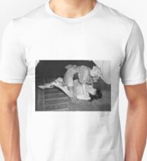 RETRO CATFIGHT Unisex T-Shirt