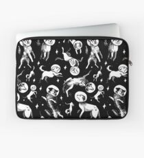 Space dogs (black background) Laptop Sleeve