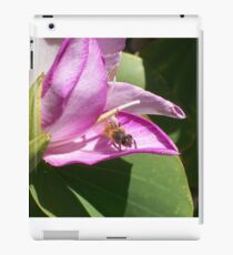 Bumble Bee iPad Case/Skin