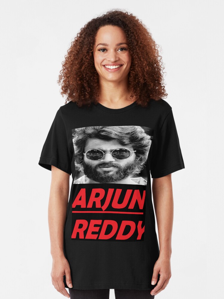 vijay devarakonda red t shirt