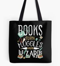 Bücher verwandeln Muggel in Zauberer Tote Bag