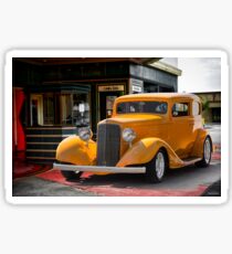 1933 Pontiac Deluxe 8 Touring Sedan II Sticker
