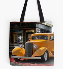 1933 Pontiac Deluxe 8 Touring Sedan II Tote Bag
