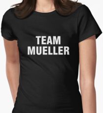 Team Mueller Tailliertes T-Shirt für Frauen