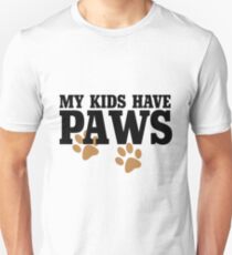 Meine Kinder haben Pfoten Slim Fit T-Shirt