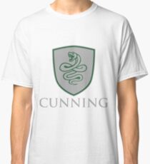 CUNNING Classic T-Shirt