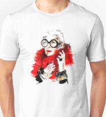 IRIS APFEL Unisex T-Shirt