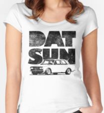 Datsun 510 Fett Tailliertes Rundhals-Shirt