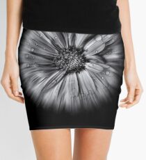Backyard Flowers In Black And White 10 Flow Version Mini Skirt