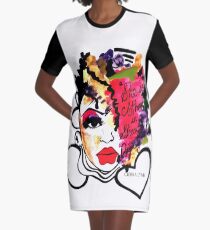 KLEIDUNG IN STÄRKE & WÜRDE T-Shirt Kleid