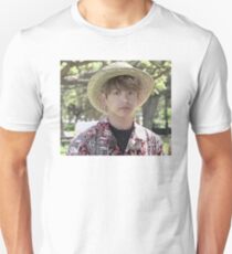Puffy Jungkook in Hawaii Unisex T-Shirt