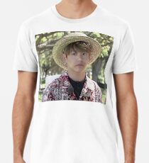 Puffy Jungkook in Hawaii Premium T-Shirt