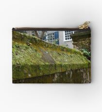 Walled Studio Pouch