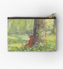 Fletcher fox behind a tree Studio Pouch