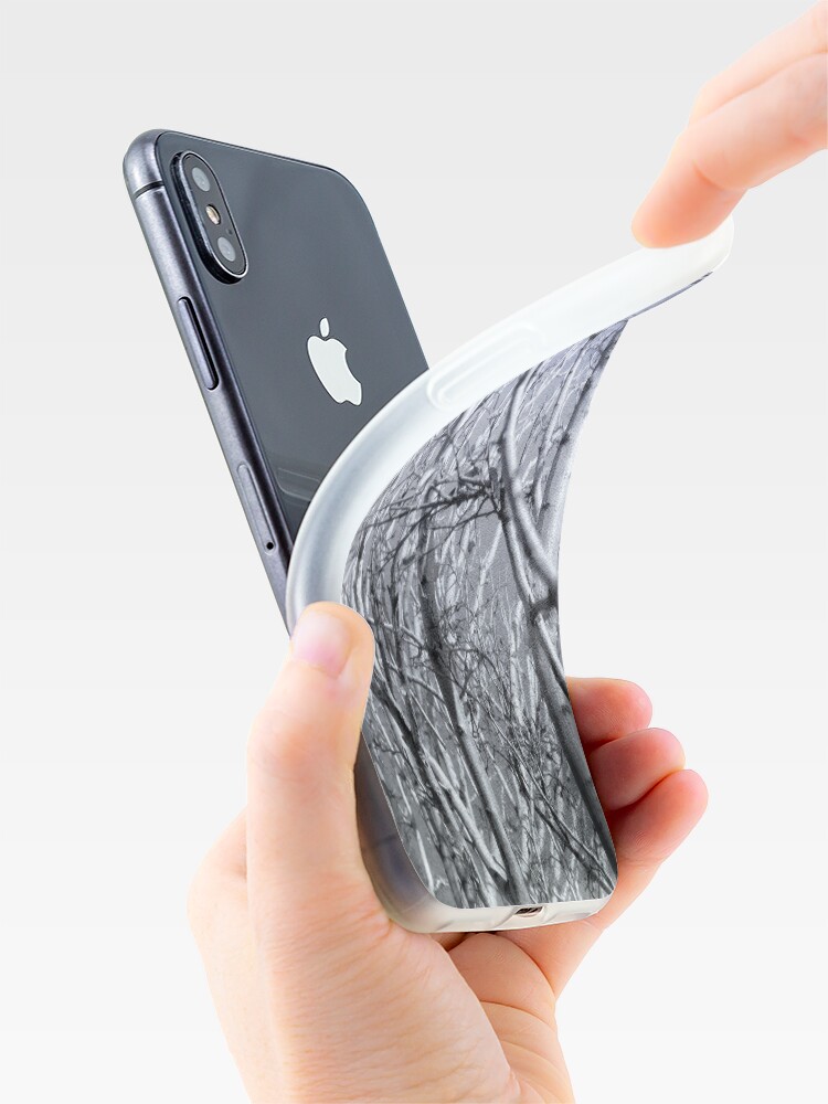 Alternative Ansicht von Hoher Kontrast Wald Foto iPhone-Hülle & Cover