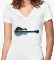 Natur Gitarre Tailliertes T-Shirt mit V-Ausschnitt