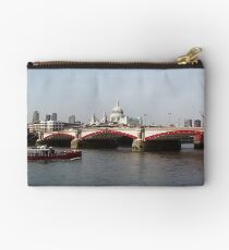 Waterloo Bridge, London, England Studio Pouch