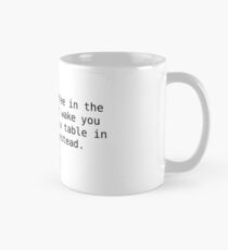 Taza clásica Dejar caer tablas accidentalmente alrededor de 2000