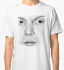 Evan Peters Classic T-Shirt