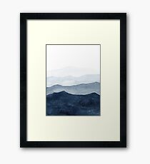 Berge Ombre | Indigo abstraktes Aquarell Gerahmtes Wandbild