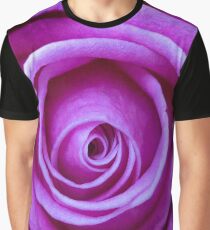Gentle folds Graphic T-Shirt