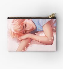 Daisies Kai Studio Pouch