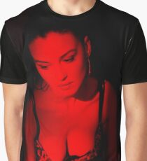 Monica Bellucci - Celebrity (Sexy Pose) Graphic T-Shirt