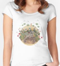 FANTASTIC BOTANICAL Women's Fitted Scoop T-Shirt