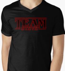 Stranger Things Team Steve Design Men's V-Neck T-Shirt