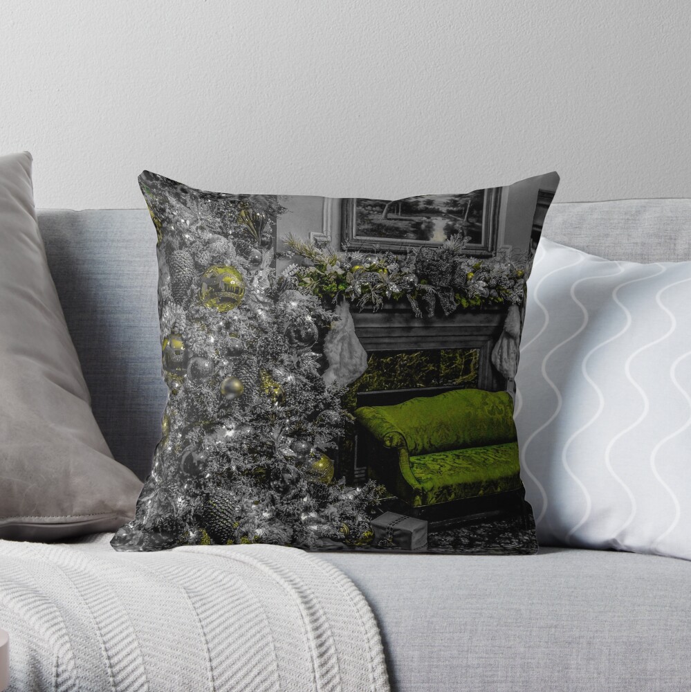 Classic Christmas 2 Throw Pillow