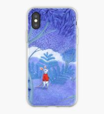 petite souris dans une forêt bleue mystérieuse Coque et skin iPhone