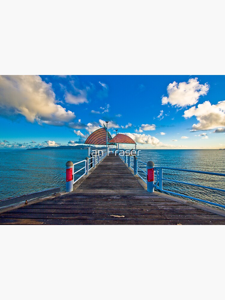 The Strand Jetty Townsville. by Mowog