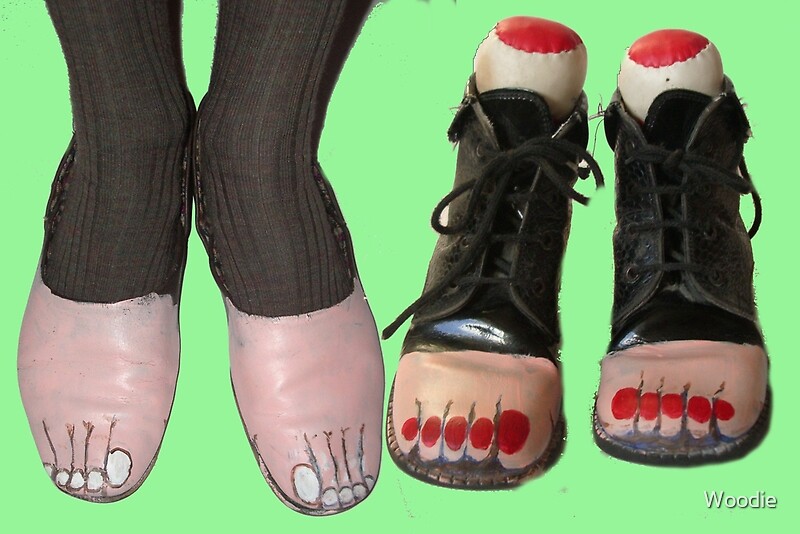 two toed shoes