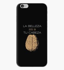 Vinilo o funda para iPhone La belleza está en tu cabeza
