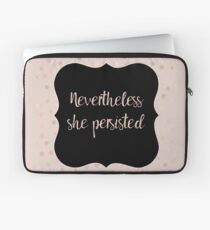 Trotzdem beharrte sie Laptoptasche