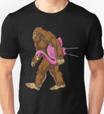 Camiseta ajustada Camiseta del flamenco del césped que lleva de Bigfoot Camisetas divertidas de Sasquatch