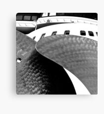 Queen Mary 2 Canvas Print
