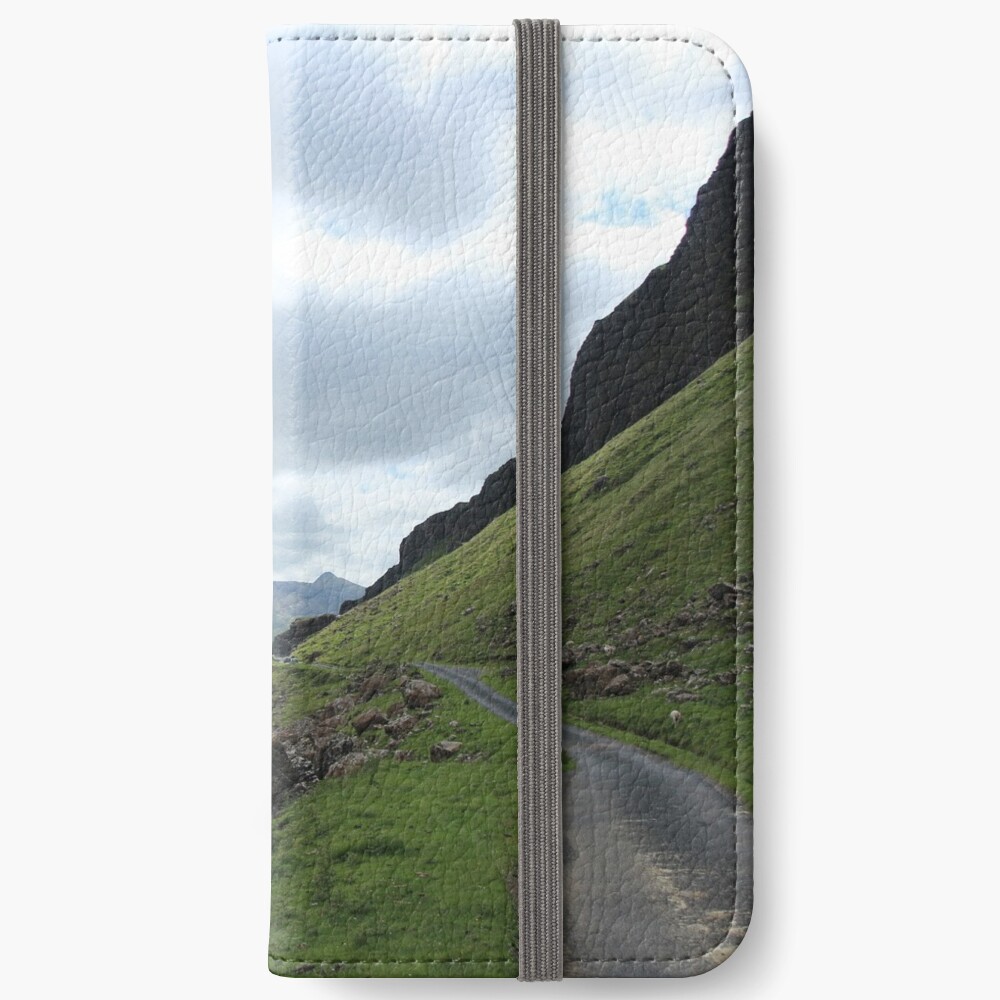 Island road iPhone Wallet