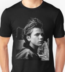 River Phoenix Unisex T-Shirt
