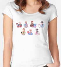 Camiseta entallada de cuello redondo BTS con sus amigos BT21 !!!