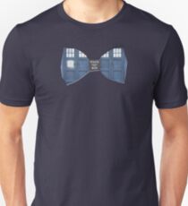 "Bow Ties ARE Cool." - Dr. Who (Bow tie image only) Unisex T-Shirt