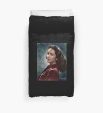Elizabeth Taylor, from a photo by Yousuf Karsh, ca 1944 Duvet Cover