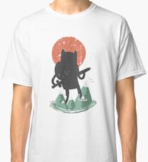 Fin The Giant Classic T-Shirt