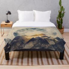 One mountain at a time Throw Blanket